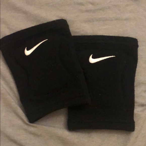 Nike Other - Volleyball knee pads